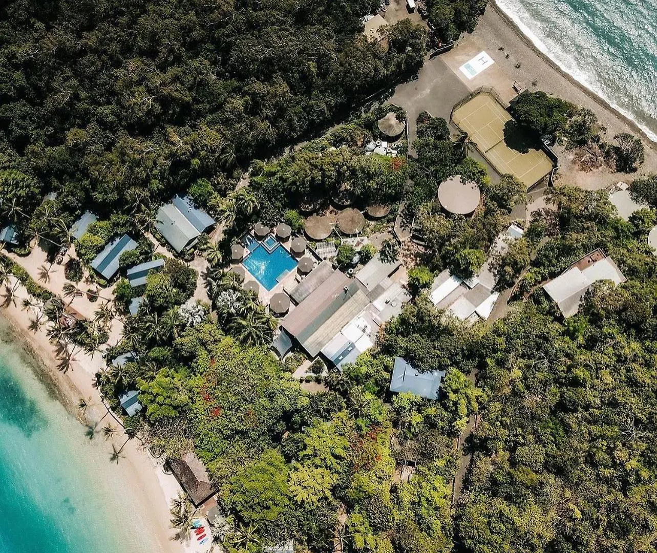 ****  Palm Bay Resort Long Island Australia